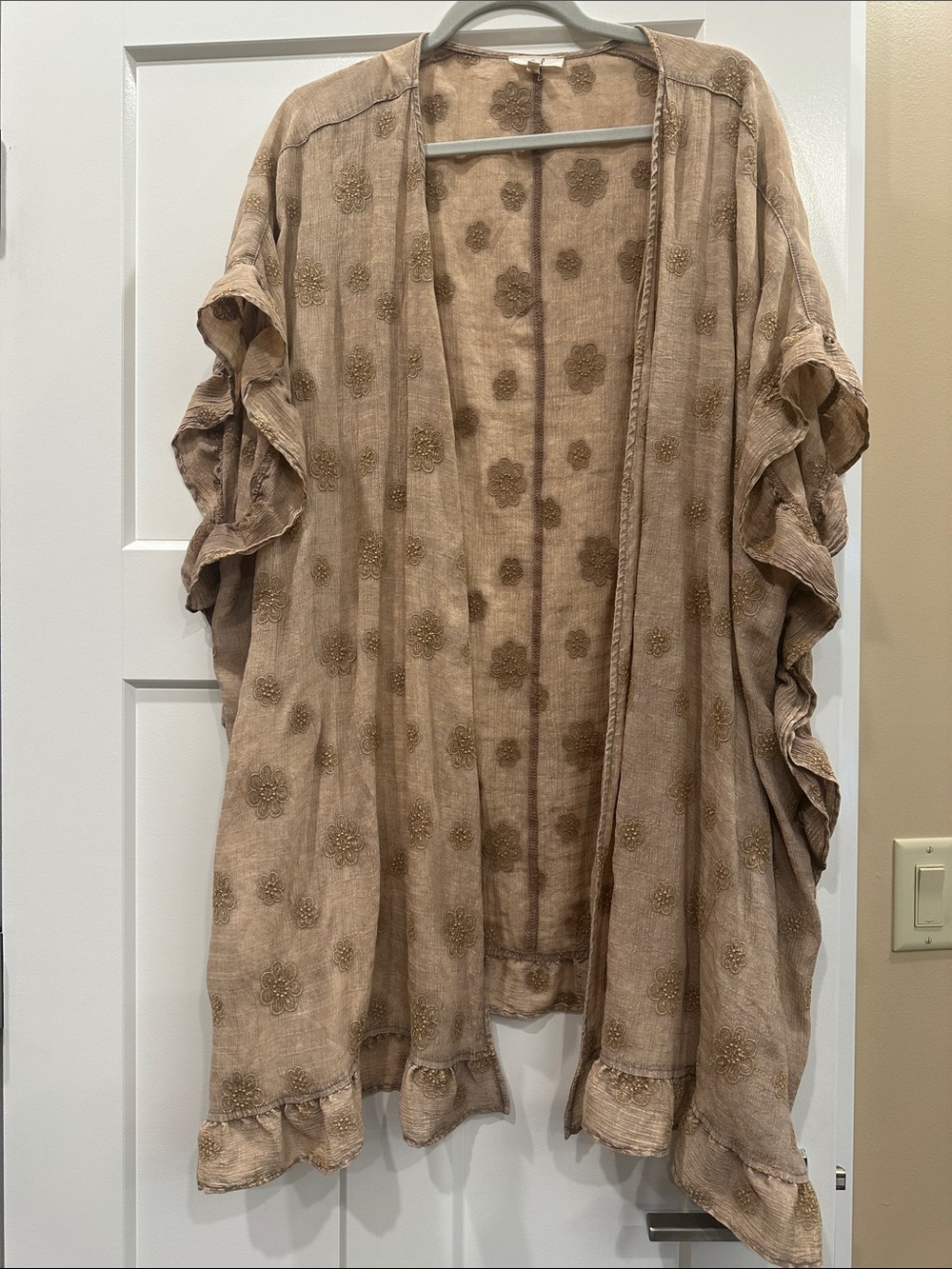 Easel Petal Glow Relaxed Fit Kimono, Size Small